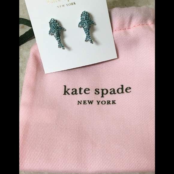 Sparkling NWT Kate Spade shark studs! - Picture 6 of 7